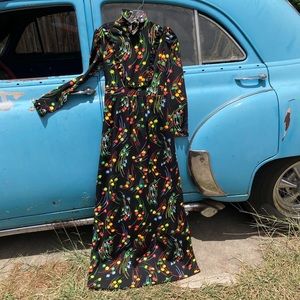 Vintage 70s floral maxi dress